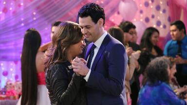 Cristela 1x17